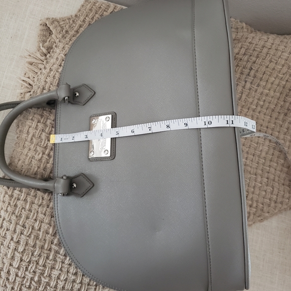 Joy Mangano St. Tropez Zippered Tote - Picture 10 of 11